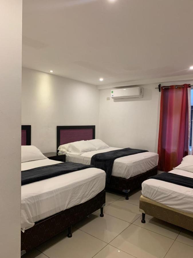 Micro Hotel Rio De Piedras Сан-Педро-Сула Екстер'єр фото